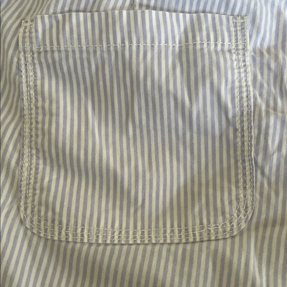 ST. JOHN’S BAY -Women’s Cargo Shorts - Light Blue Stripe - Picture 5 of 9